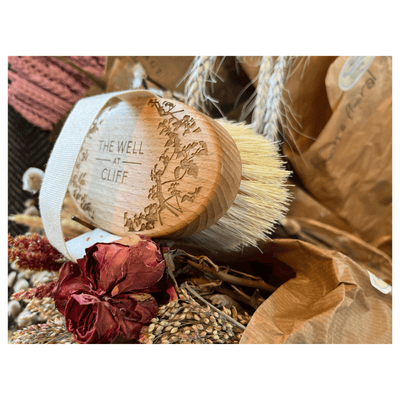 The Well at Cliff Robe Dry brushing